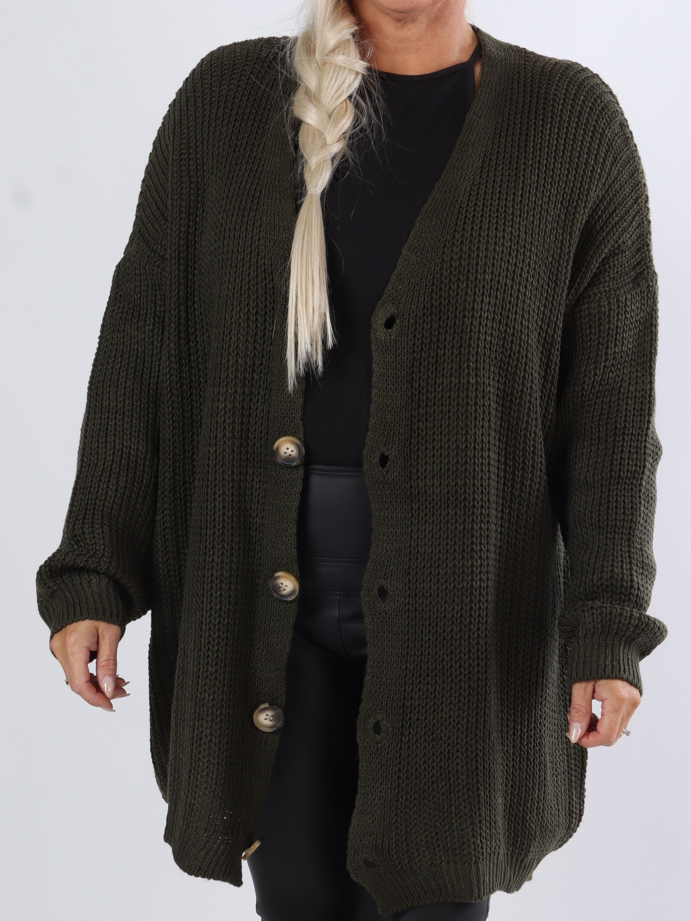 Millymy - Plus size cardigan i strik med store knapper